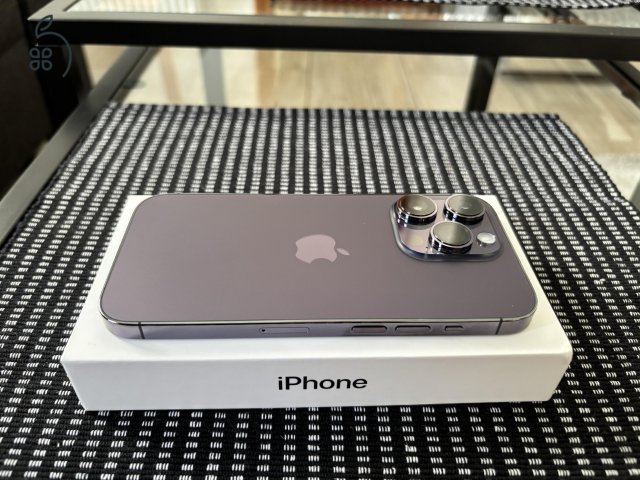 iPhone 14 Pro 128 GB (mélylila) - Garanciával és Pitaka tokkal