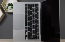 Apple Macbook Air 13