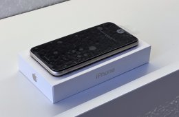 Hibátlan iPhone SE2022 Starlight 64GB 2 ÉV Garanciával Számlával Aksi 100%