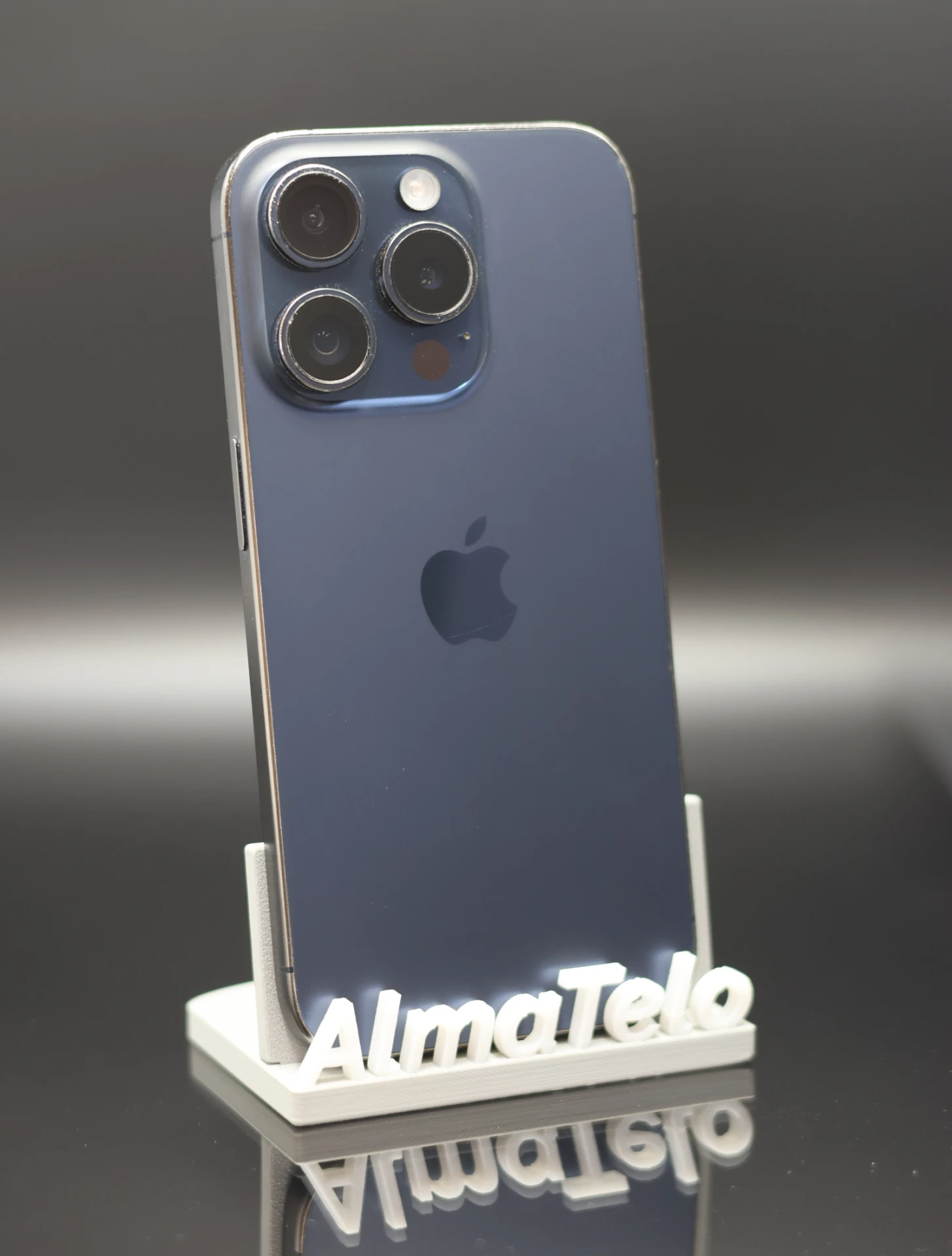 Apple iPhone 15 Pro 128 GB Blue Titanium 100% akku - 12 HÓ GARANCIA
