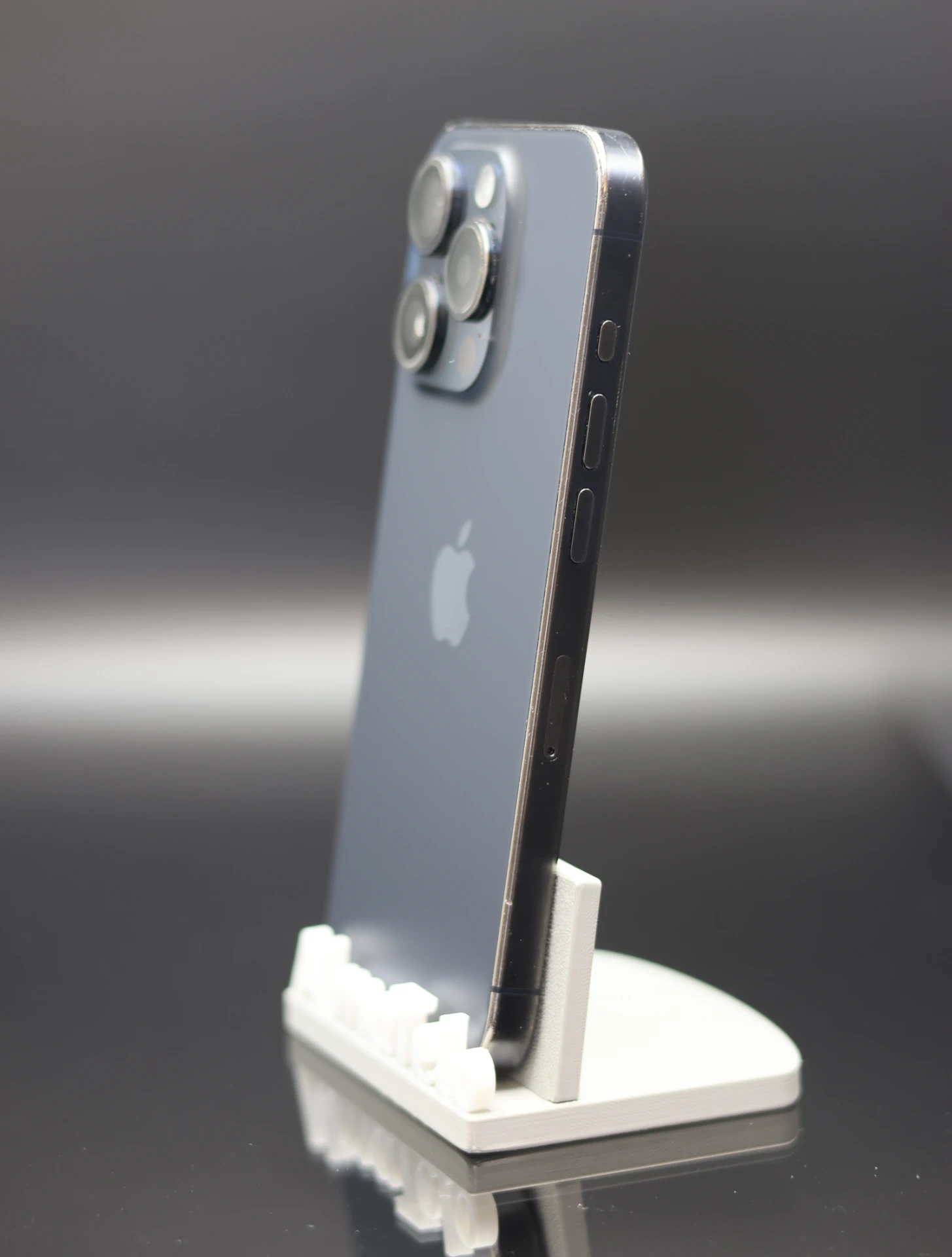 Apple iPhone 15 Pro 128 GB Blue Titanium 100% akku - 12 HÓ GARANCIA