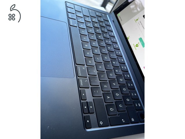 MacBook Air Apple M3 chippel 256 GB SSD/8 GB RAM