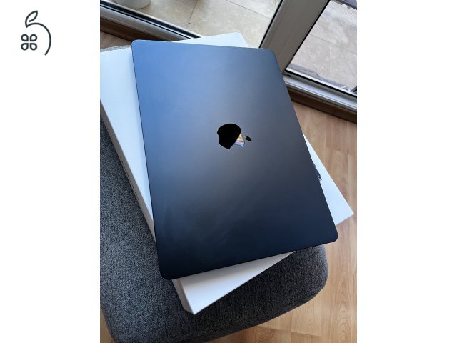 MacBook Air Apple M3 chippel 256 GB SSD/8 GB RAM