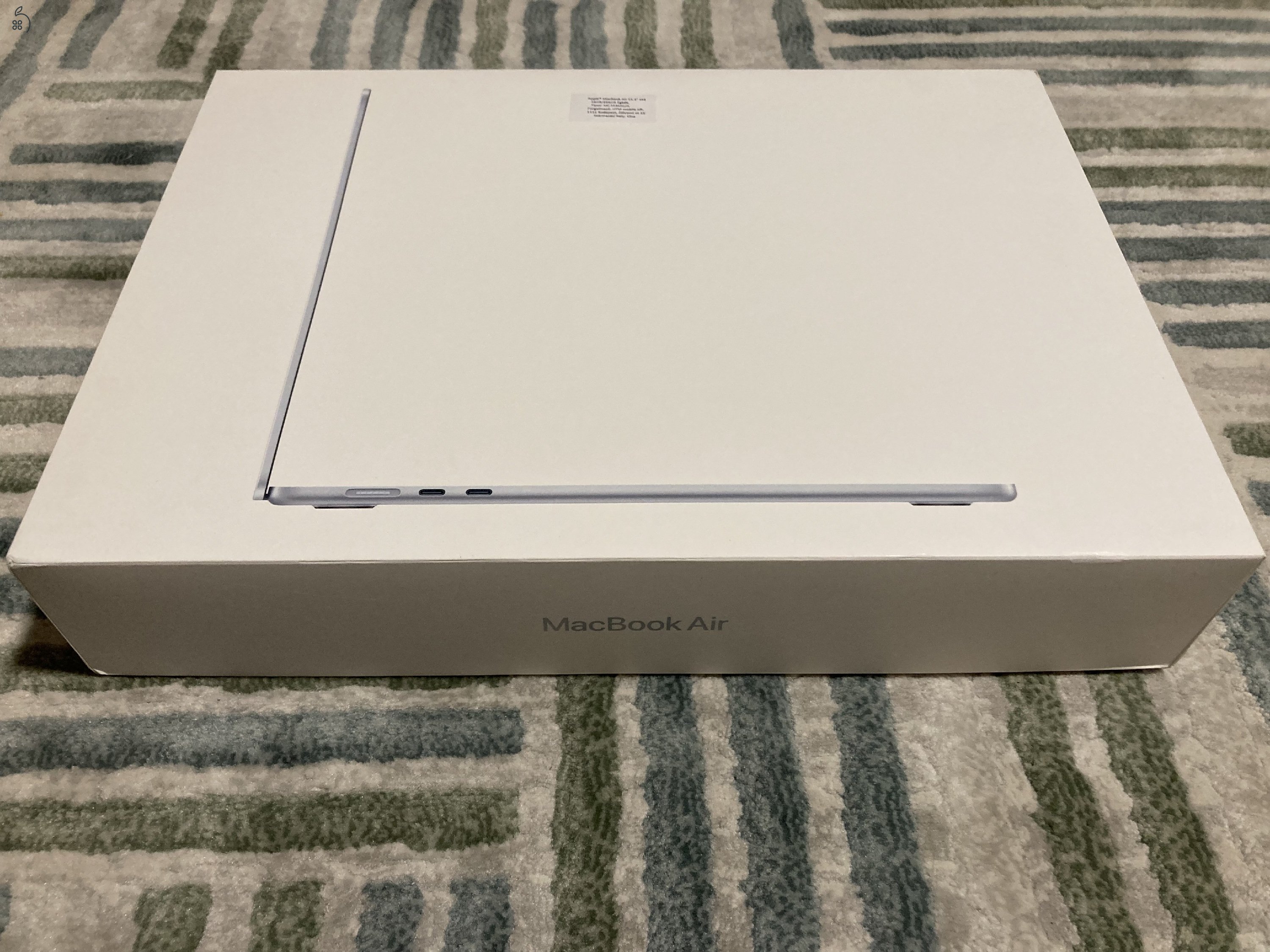 Új, bontatlan MacBook AIR 15,3 M4 Chip! 16GB/256GB magyar!