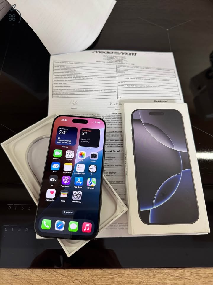 Apple Iphone 16 Pro, 128Gb, 2027.09.19.-ig gyári garancia!