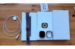 Apple Watch Ultra + Pitaka Aramid Air Case