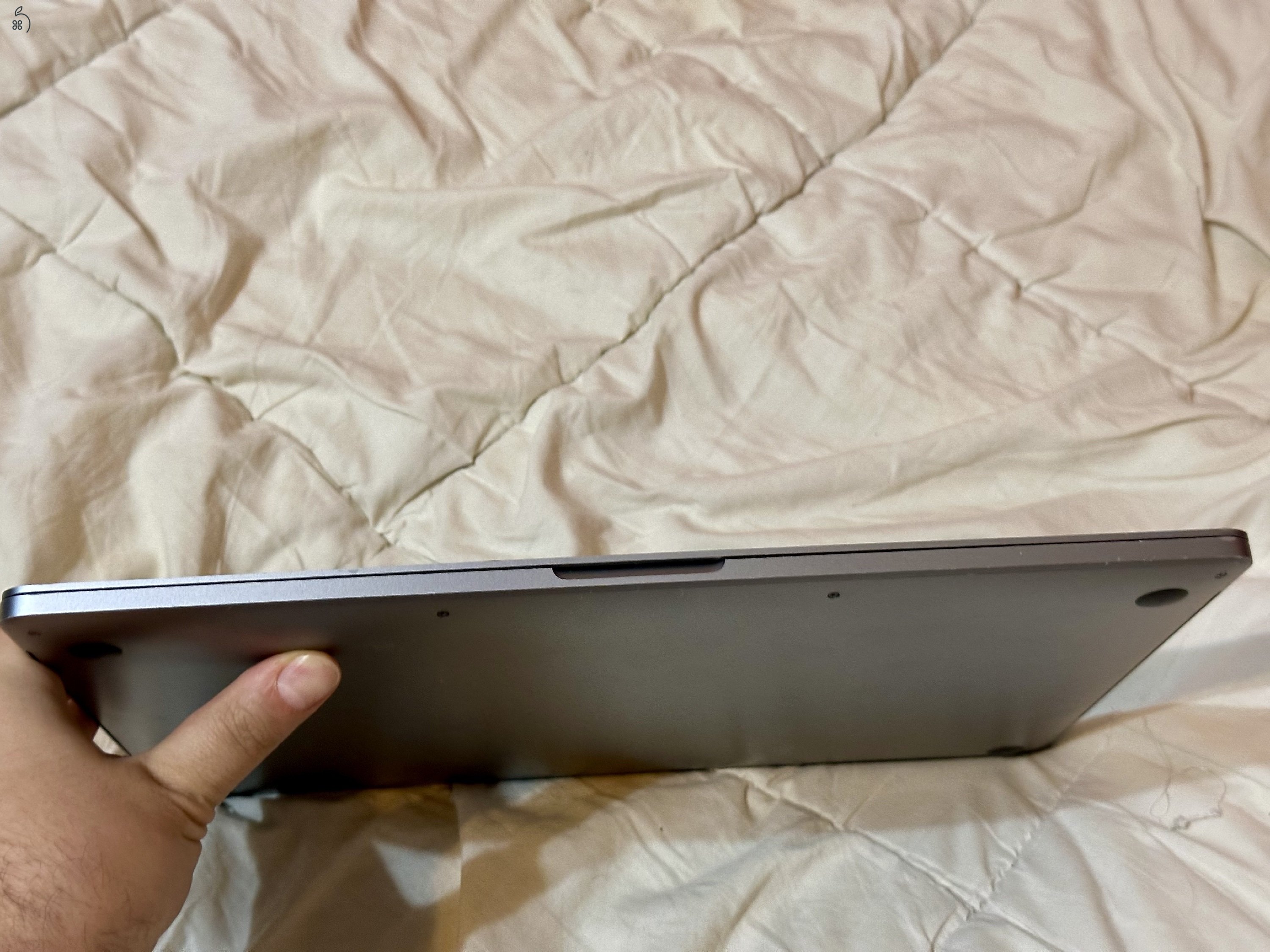 Apple MacBook Pro 16
