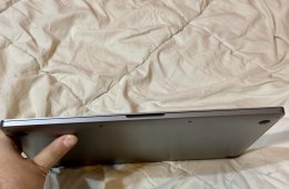 Apple MacBook Pro 16
