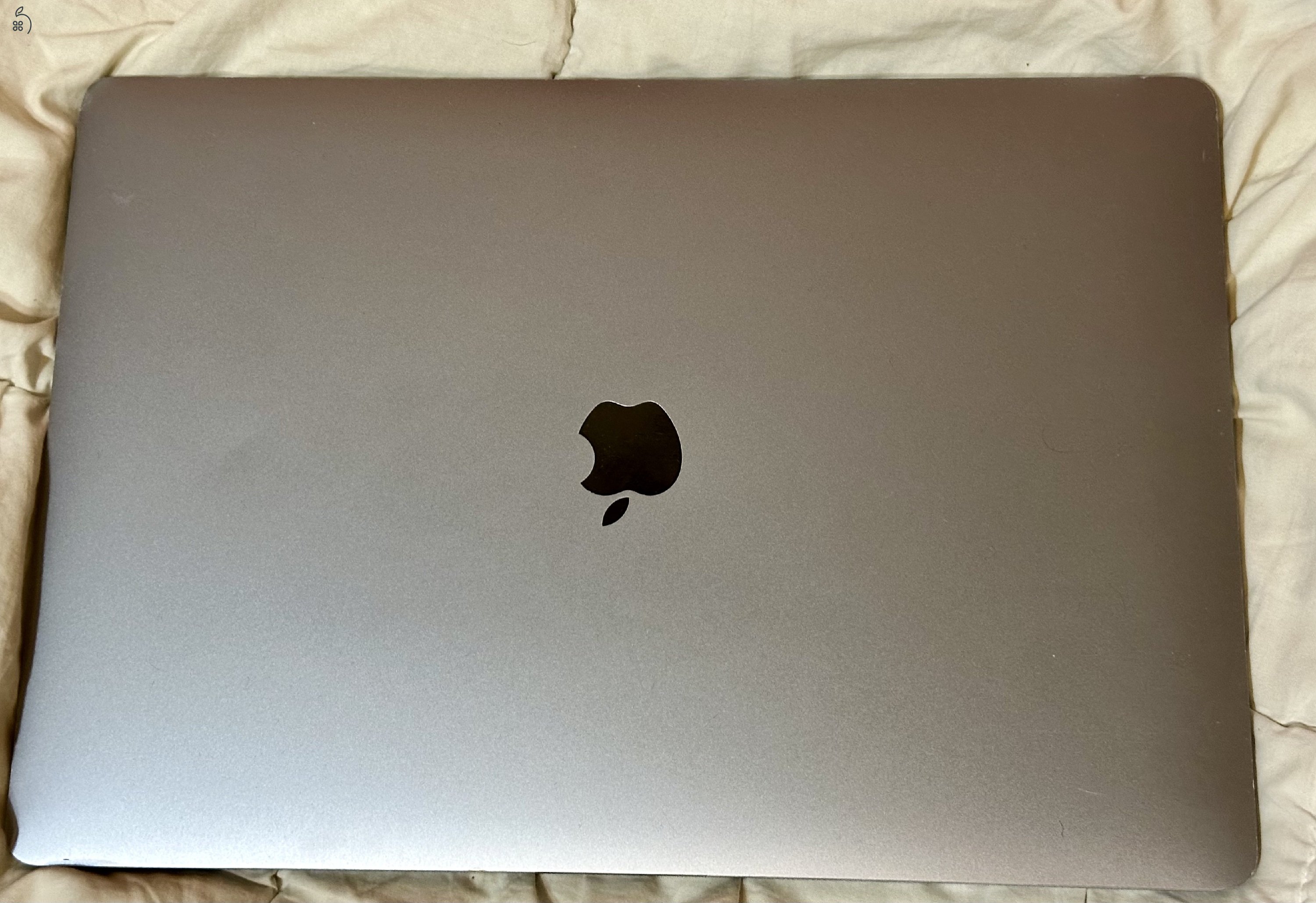 Apple MacBook Pro 16