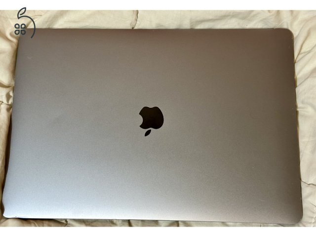 Apple MacBook Pro 16