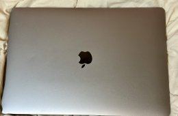 Apple MacBook Pro 16