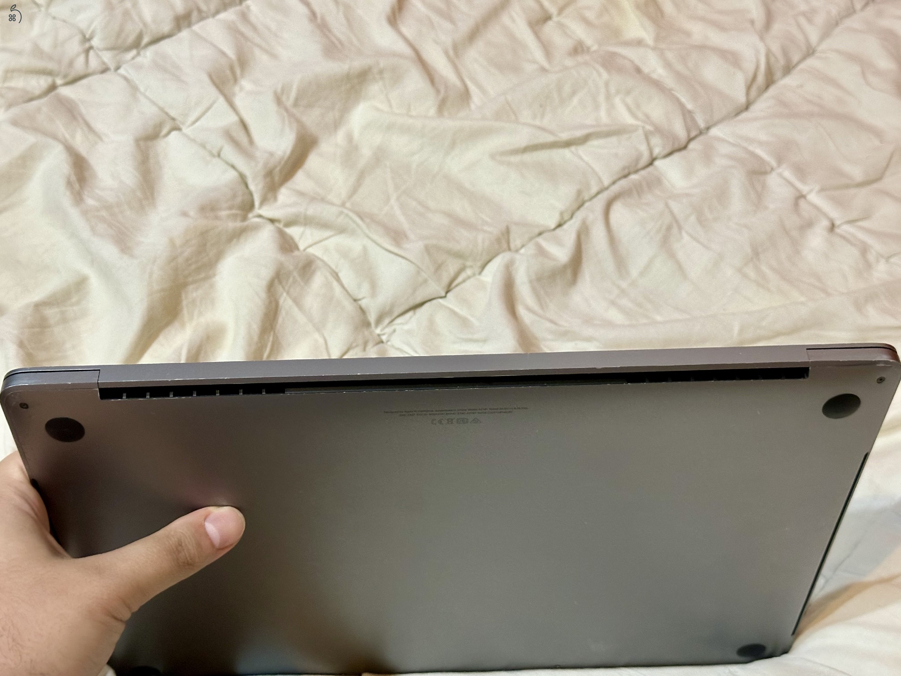 Apple MacBook Pro 16