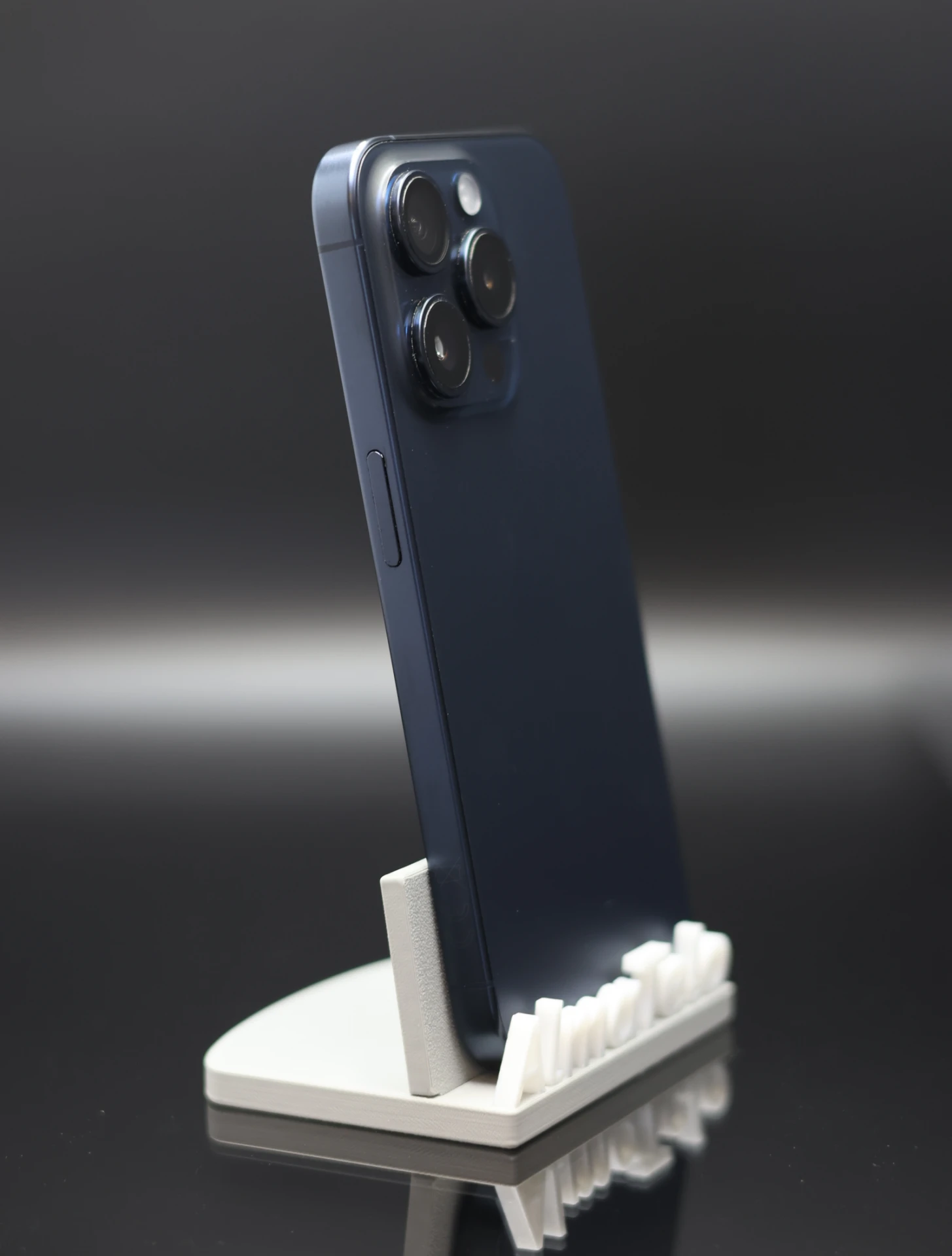 Apple iPhone 15 Pro 128 GB Blue Titanium 90% akku - 12 HÓ GARANCIA