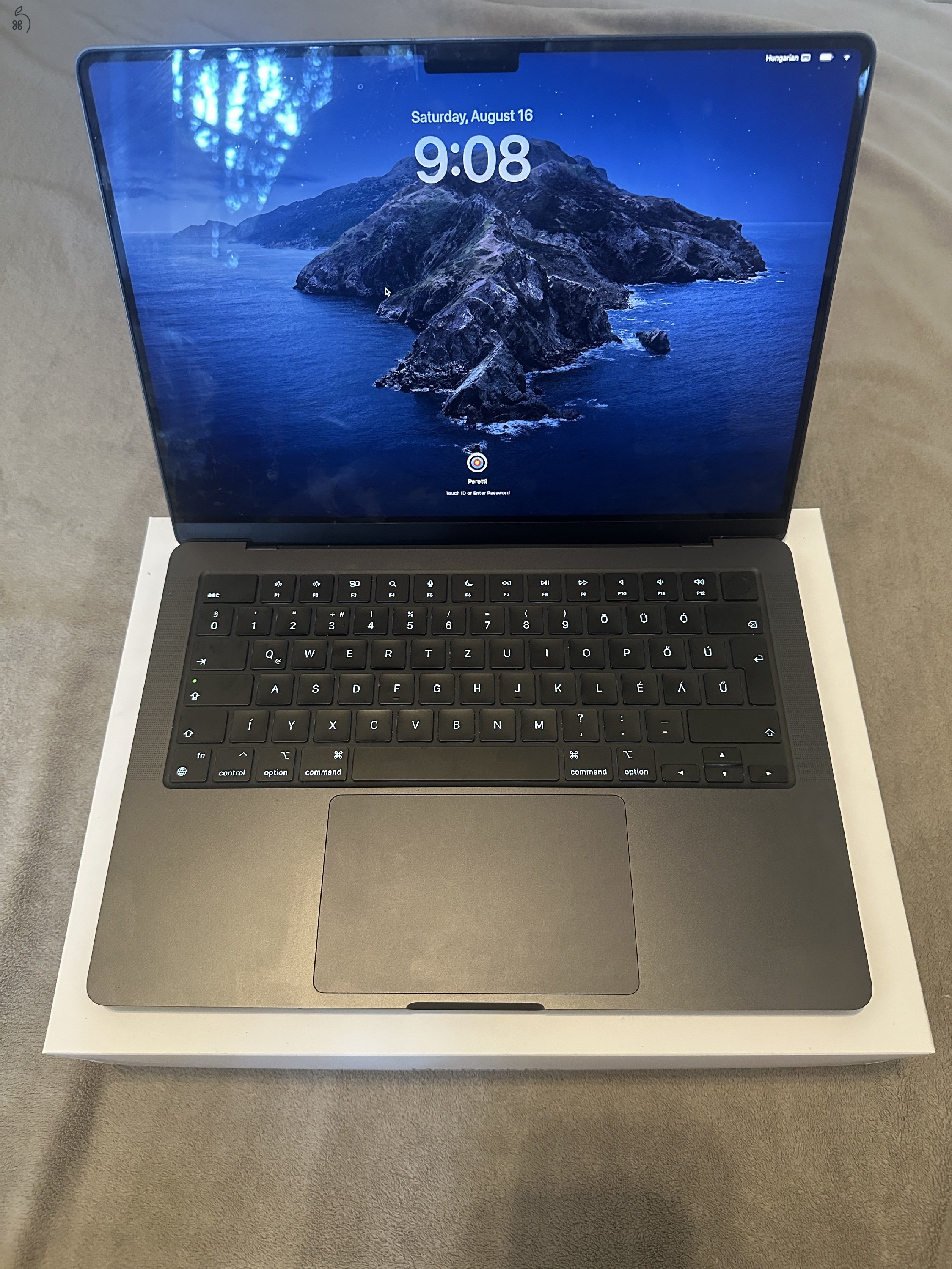 Eladó MacBook Pro M4 – 16GB RAM, 512GB SSD, Space Black