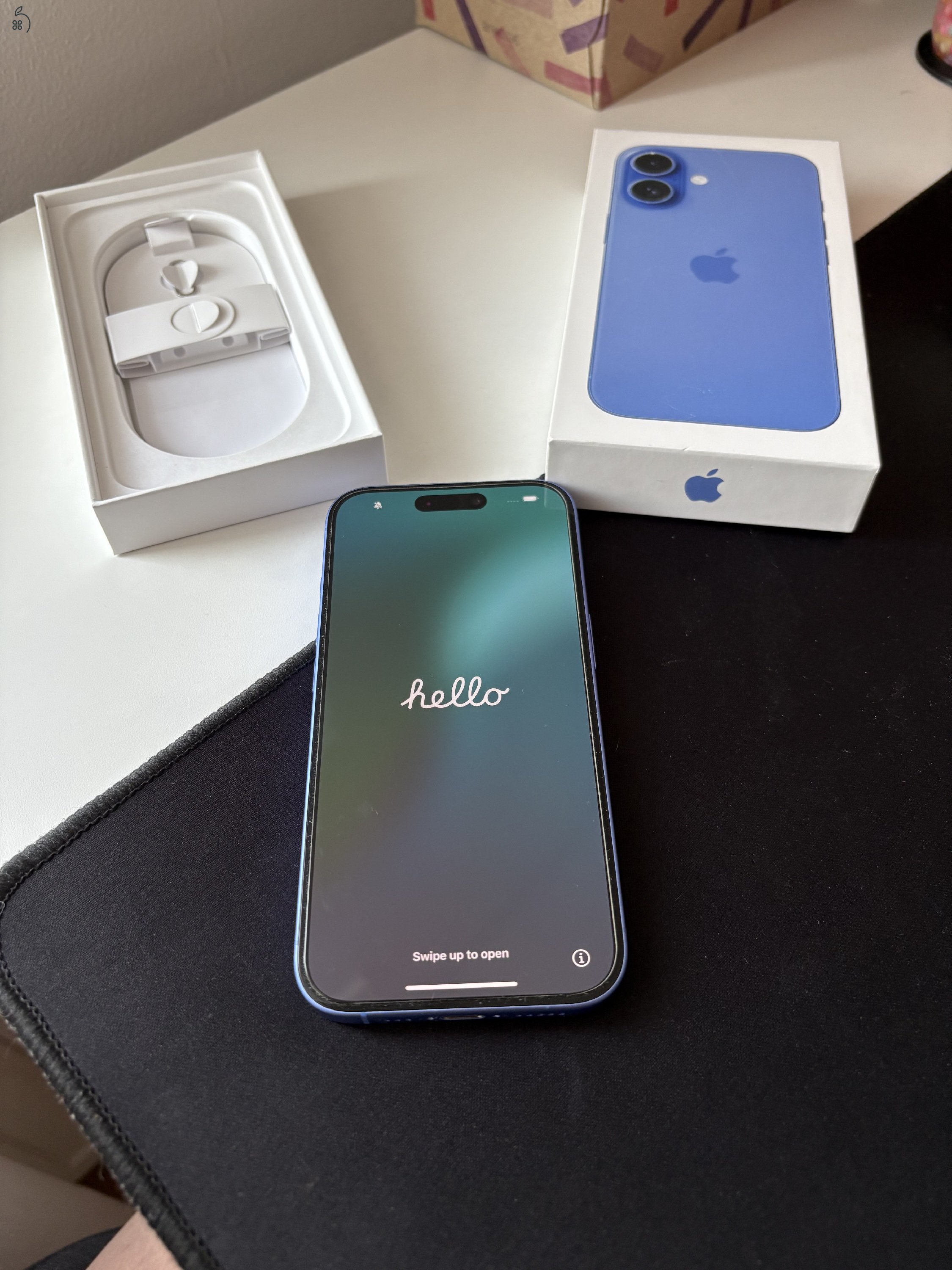 IPHONE 16 128 GB Ultramarin