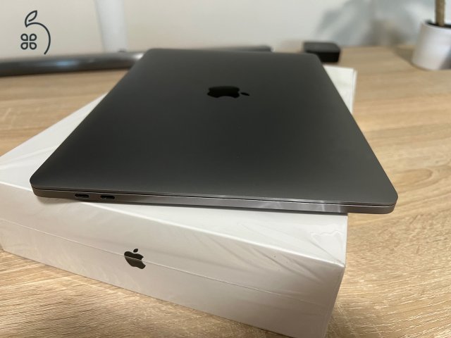 MacBook Pro i5 Új állapot!!!