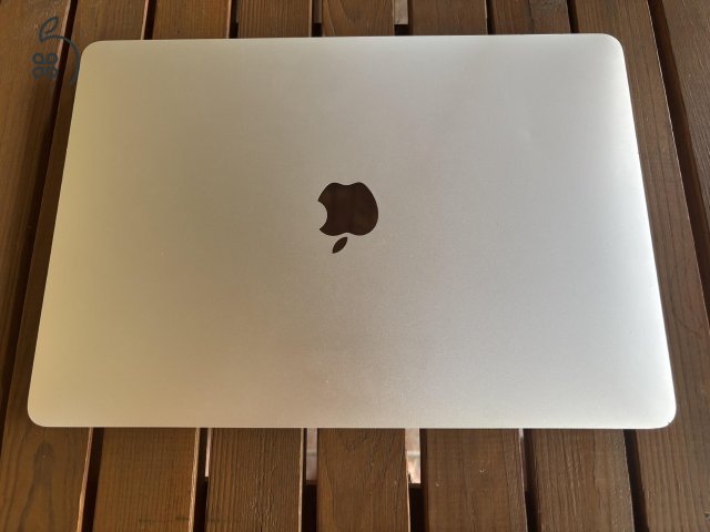 MacBook Air 2020 13” i3 256 GB SSD 8 GB RAM Silver