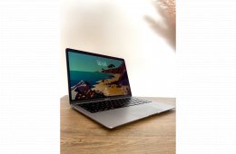 MacBook Air 2020 CTO Intel i7 16Gb RAM