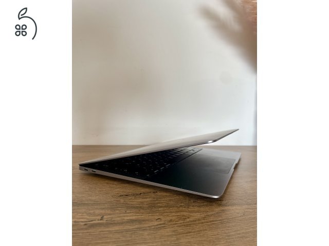 MacBook Air 2020 CTO Intel i7 16Gb RAM