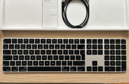 Apple Magic Keyboard Touch ID (fekete, számbillentyűzettel) + Magic Mouse 2 + ergonómikus egér ház