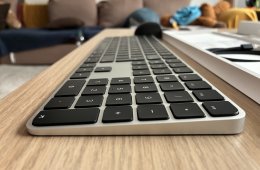 Apple Magic Keyboard Touch ID (fekete, számbillentyűzettel) + Magic Mouse 2 + ergonómikus egér ház