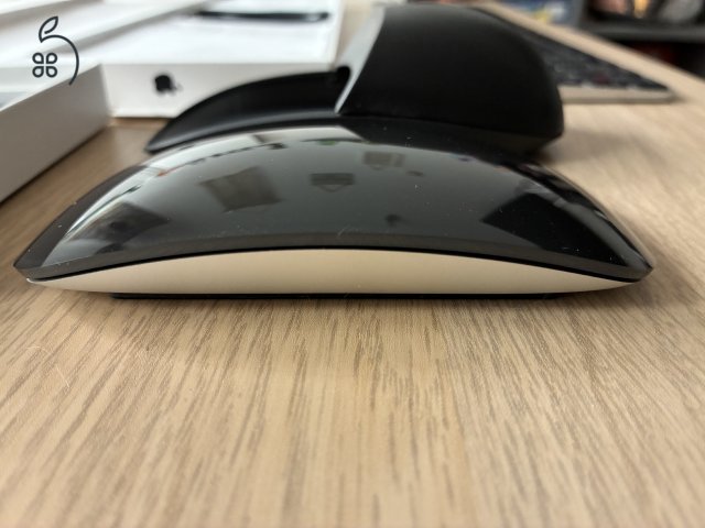 Apple Magic Keyboard Touch ID (fekete, számbillentyűzettel) + Magic Mouse 2 + ergonómikus egér ház
