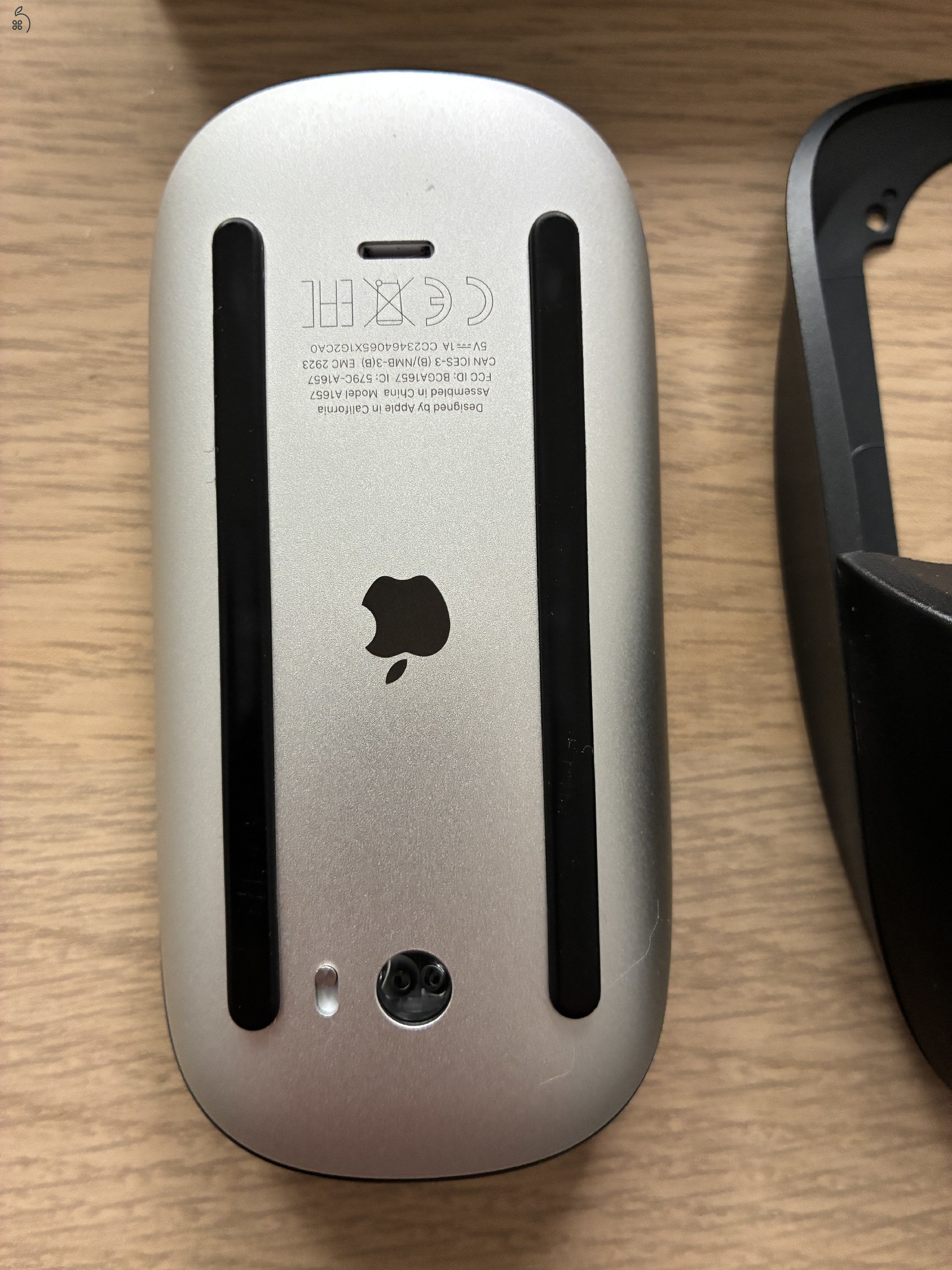 Apple Magic Keyboard Touch ID (fekete, számbillentyűzettel) + Magic Mouse 2 + ergonómikus egér ház