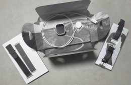 Apple Watch Ultra 2 GPS + Cellular, 49 mm-es titántok, kék-fekete Terep pánt – M/L + Ajándék Nomad szíj