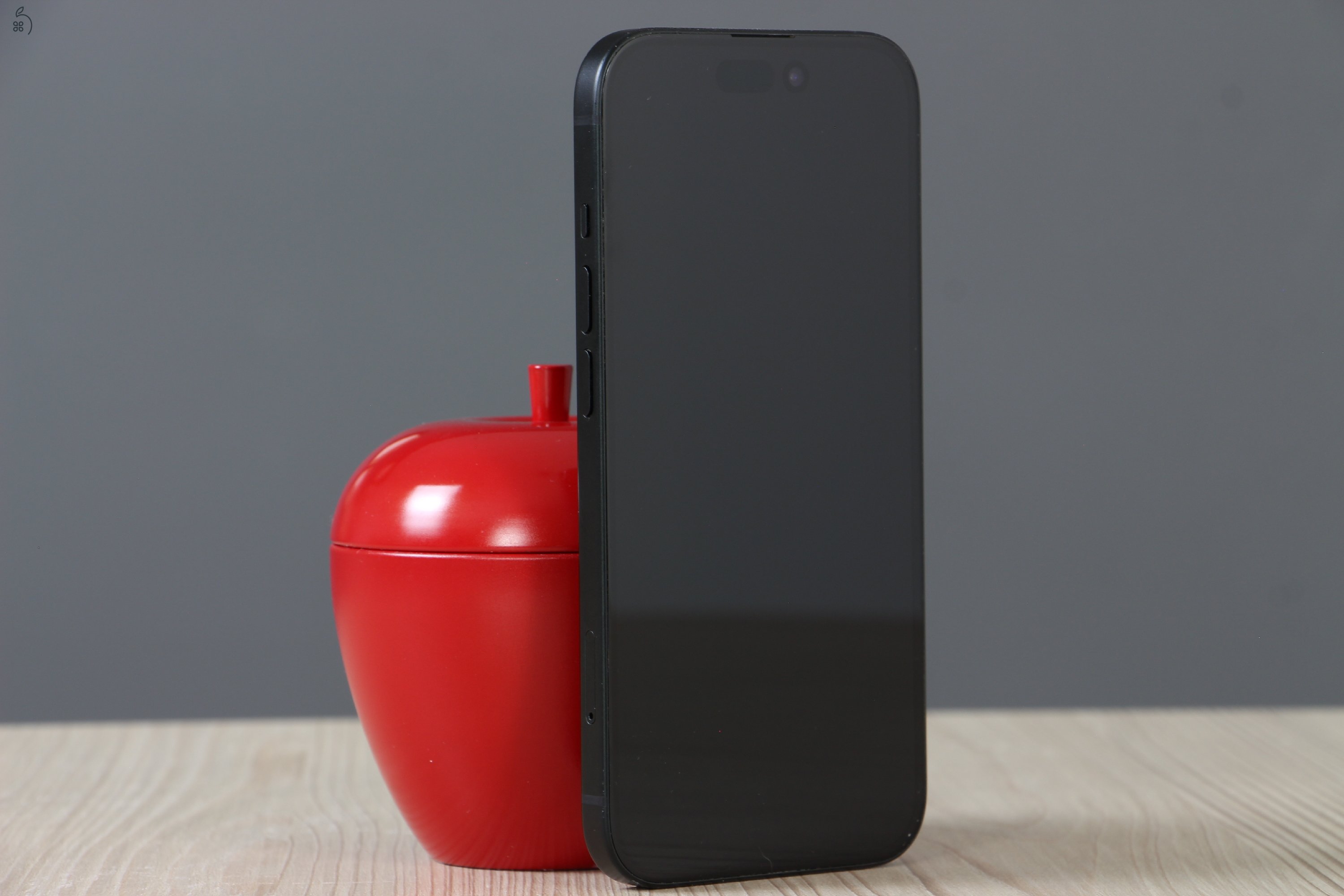 Apple iPhone 15 128GB asztrofekete A US-7039