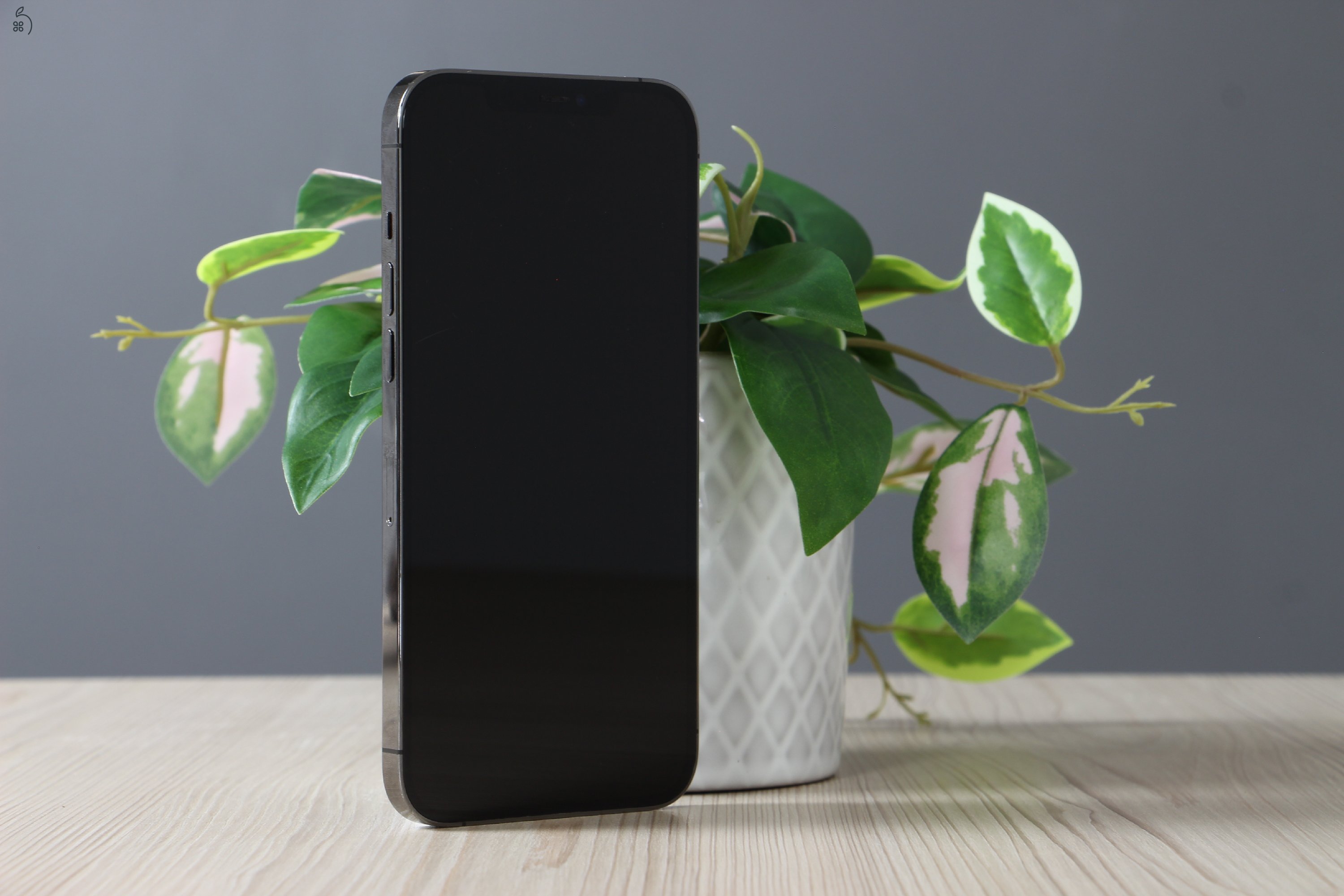 Apple iPhone 12 Pro Max 128GB asztrofekete C+ US-7003
