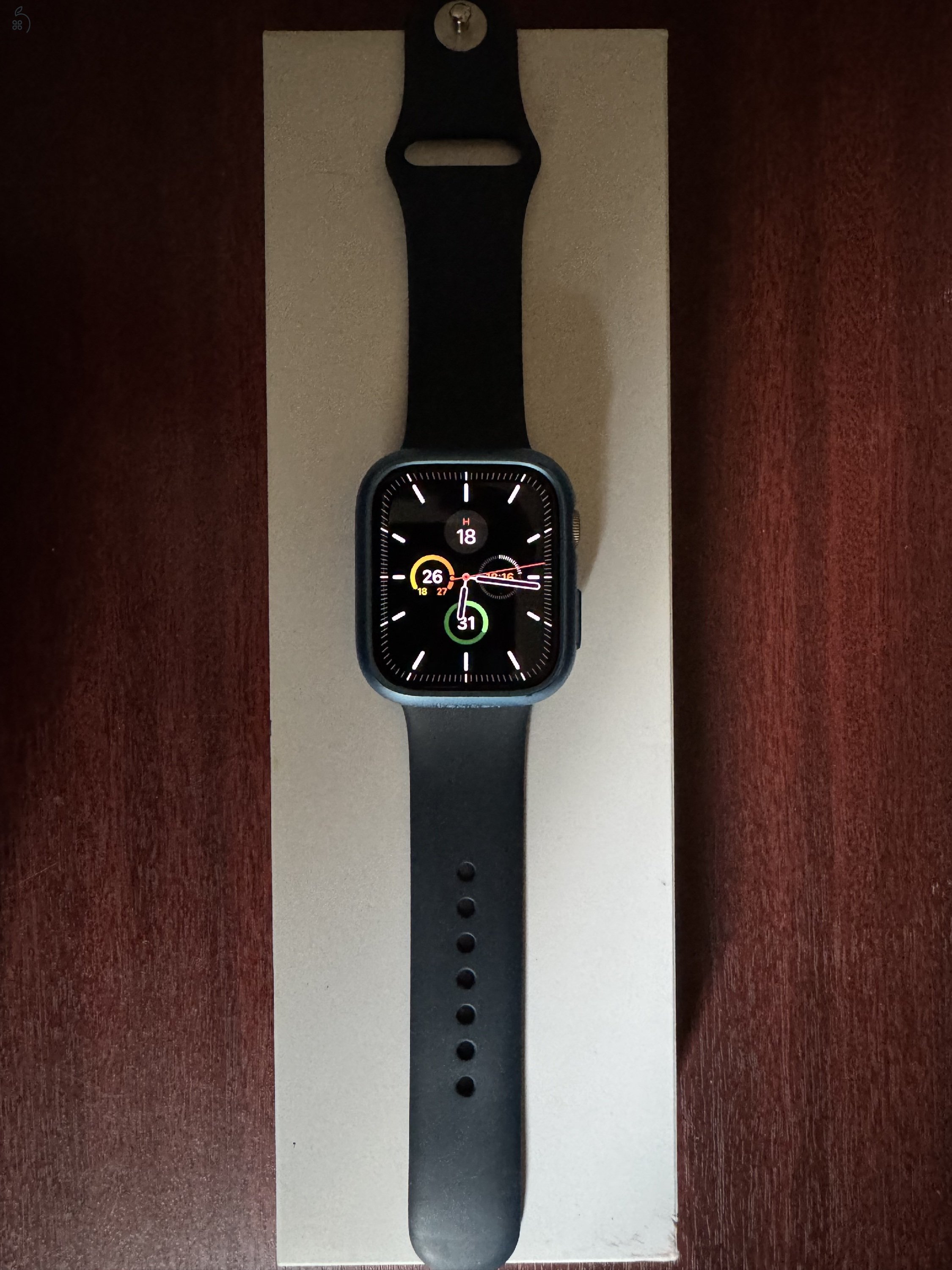 Eladó Apple watch Series 9 45mm GPS Silver