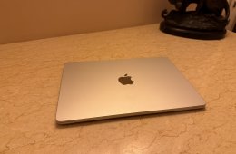 Apple Macbook Air 13 M4 2025 silver