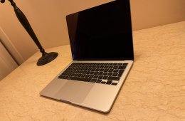 Apple Macbook Air 13 M4 2025 silver