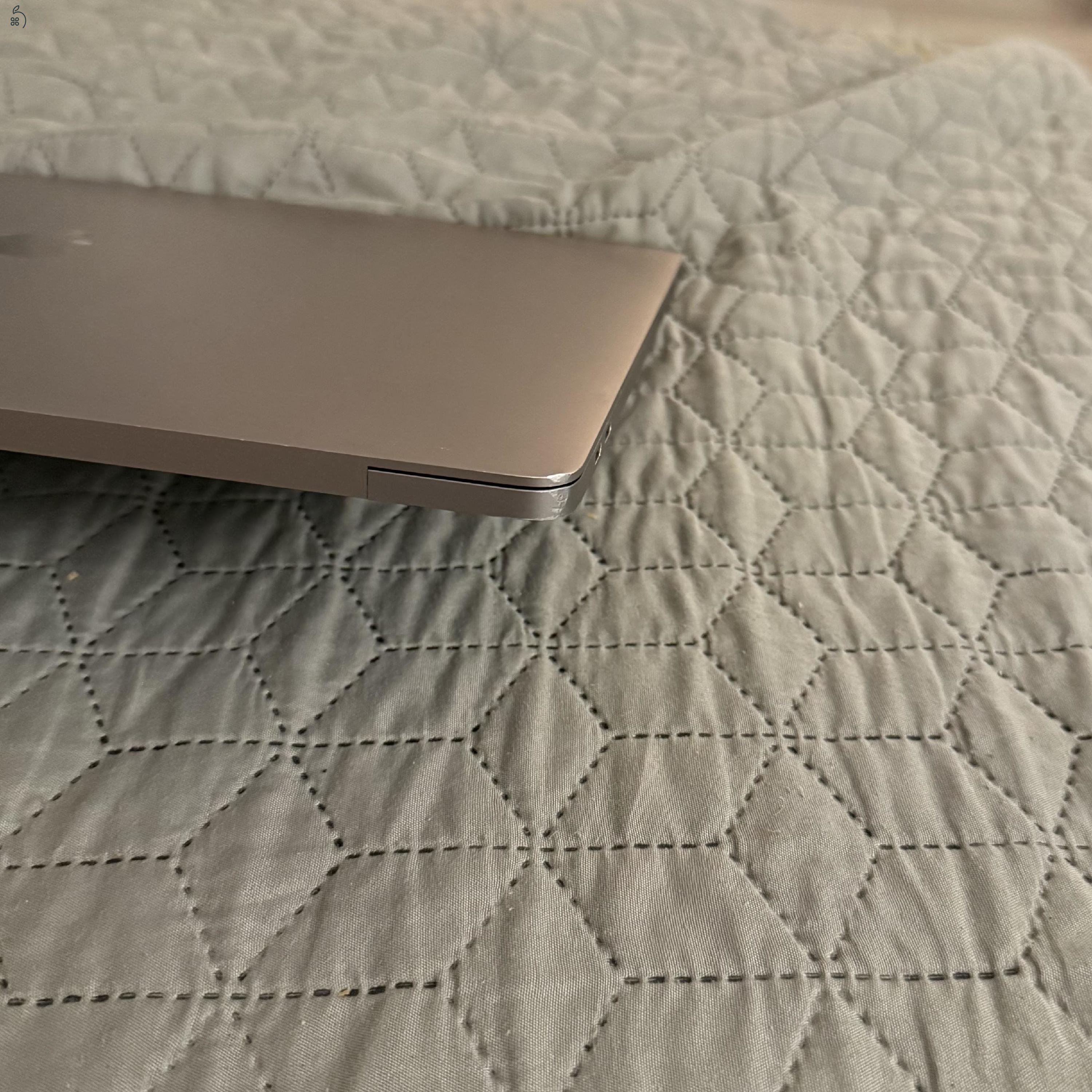 Macbook Pro 16