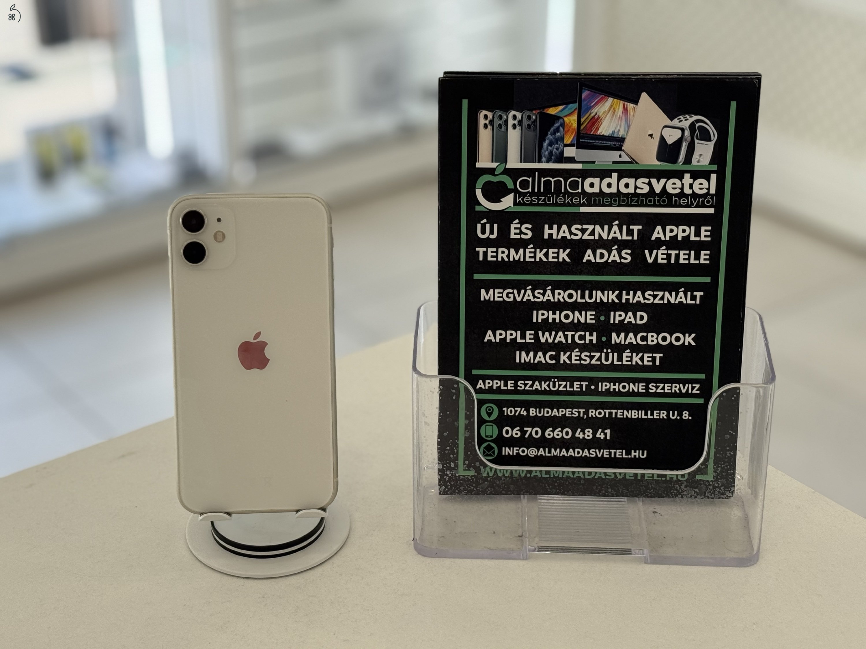 iPhone 11 64GB Független Újszerű/1-3 hónap gar./Akku 100%/p4422