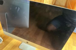 Három darab iMac 27