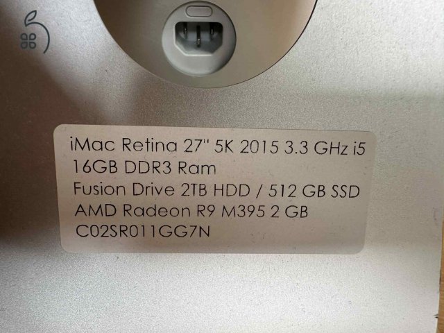 Három darab iMac 27