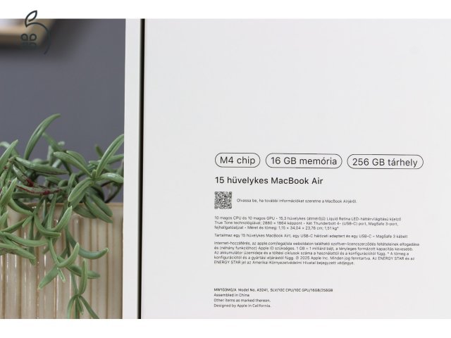 Eladó: MacBook Air 15” M4 – 16GB / 256GB
