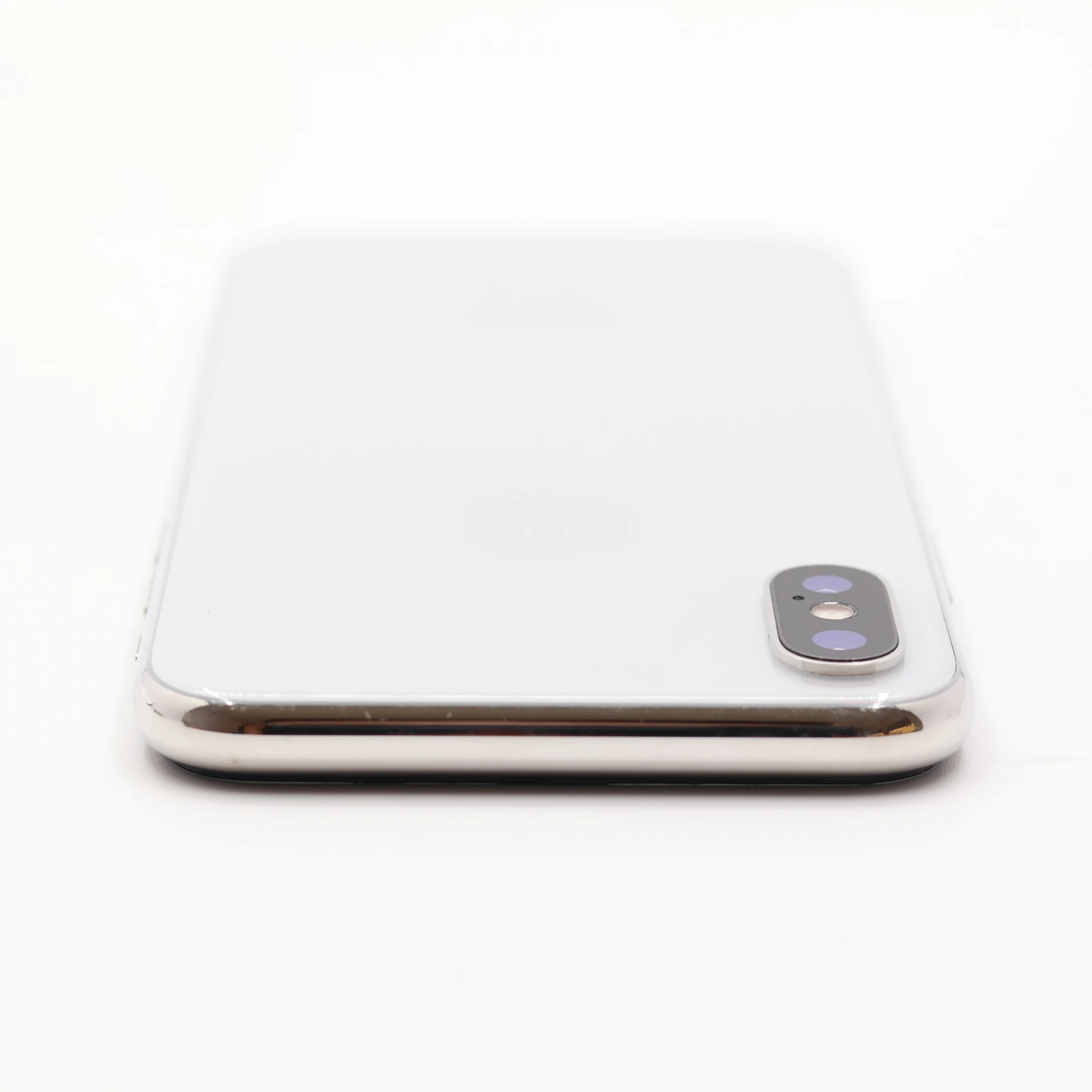 + Ajándékkal és 1 év garanciával! Felújított iPhone X 64 GB Silver