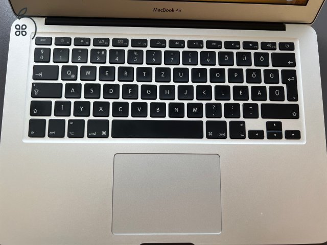 Eladó MacBook Air 