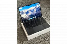 MacBook Air M2 13