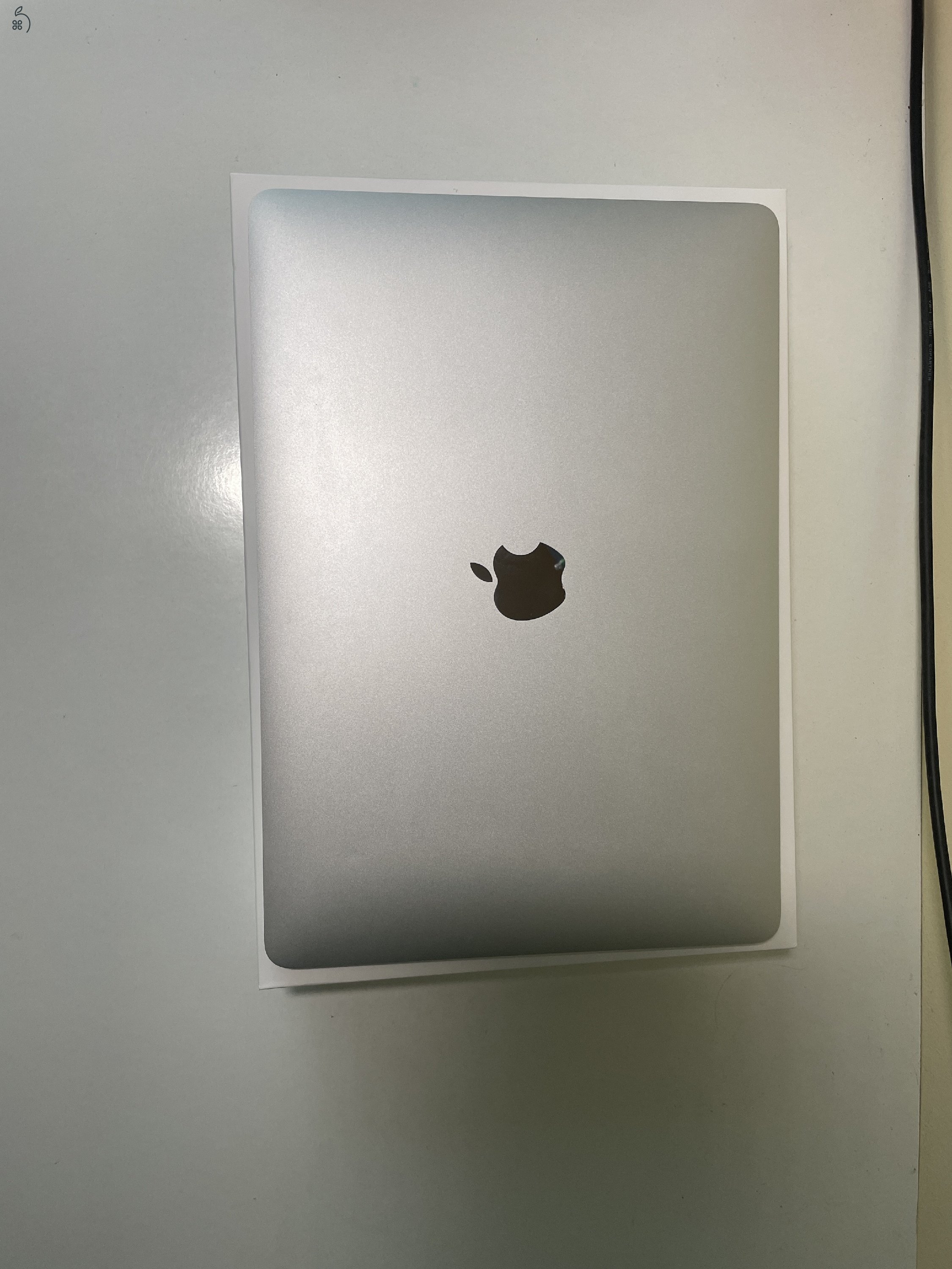 MacBook Air (2020), újszerű