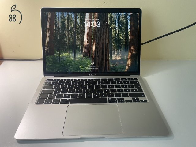 MacBook Air (2020), újszerű
