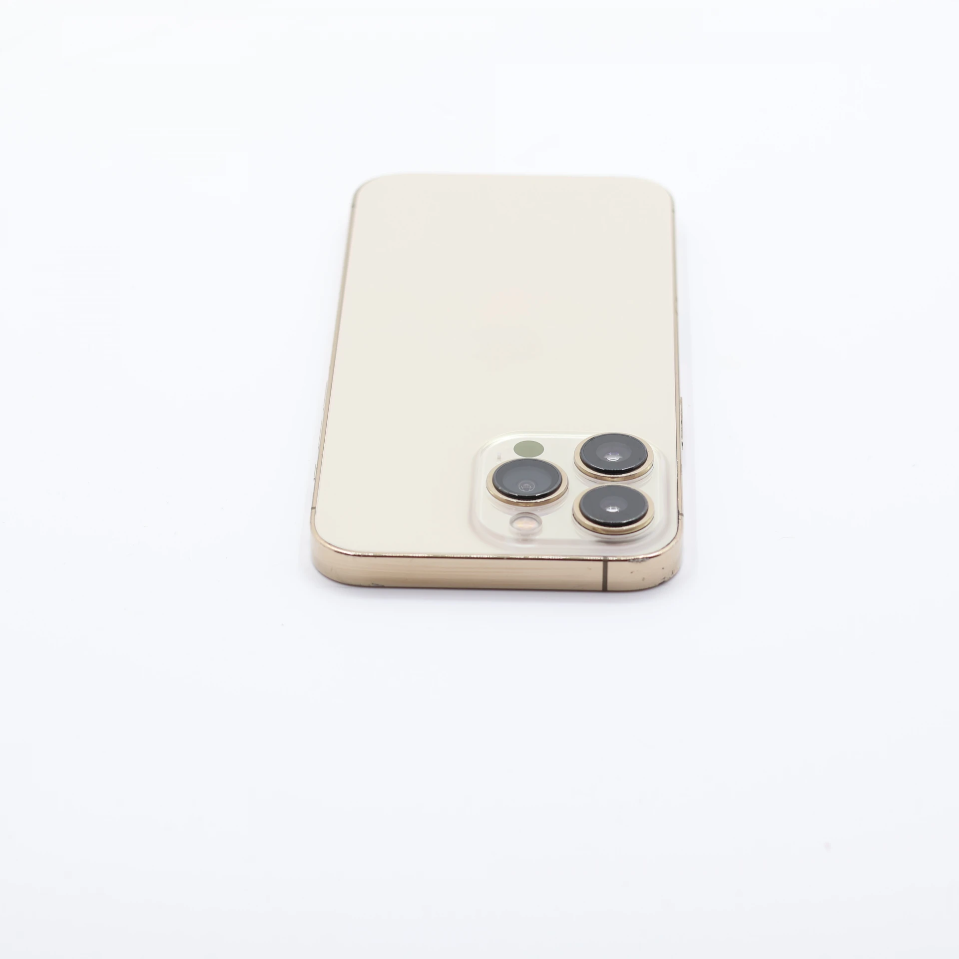+ Ajándékkal és 1 év garanciával! Felújított iPhone 13 Pro 256 GB Gold