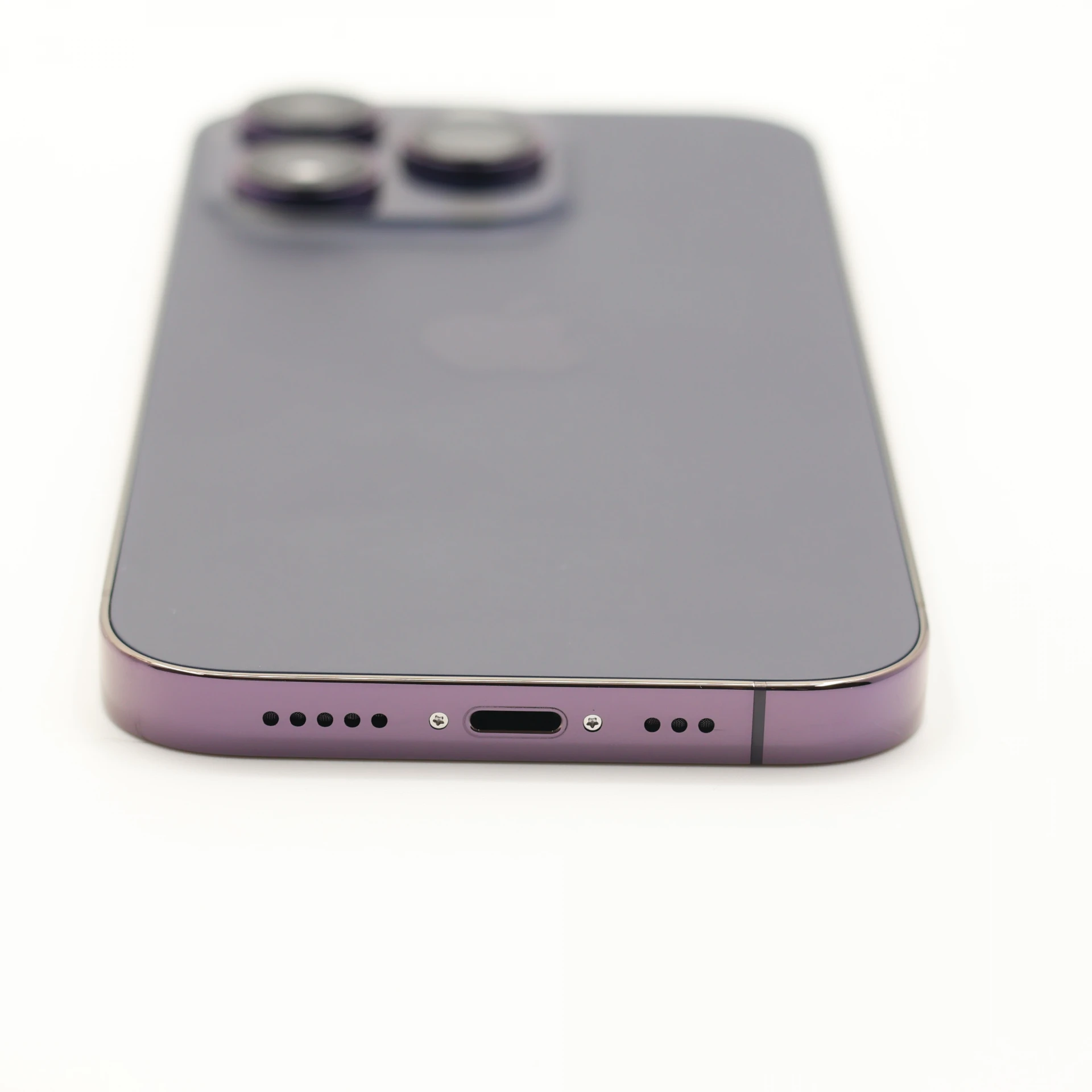 + Ajándékkal és 1 év garanciával! Felújított iPhone 14 Pro 256 GB Deep Purple