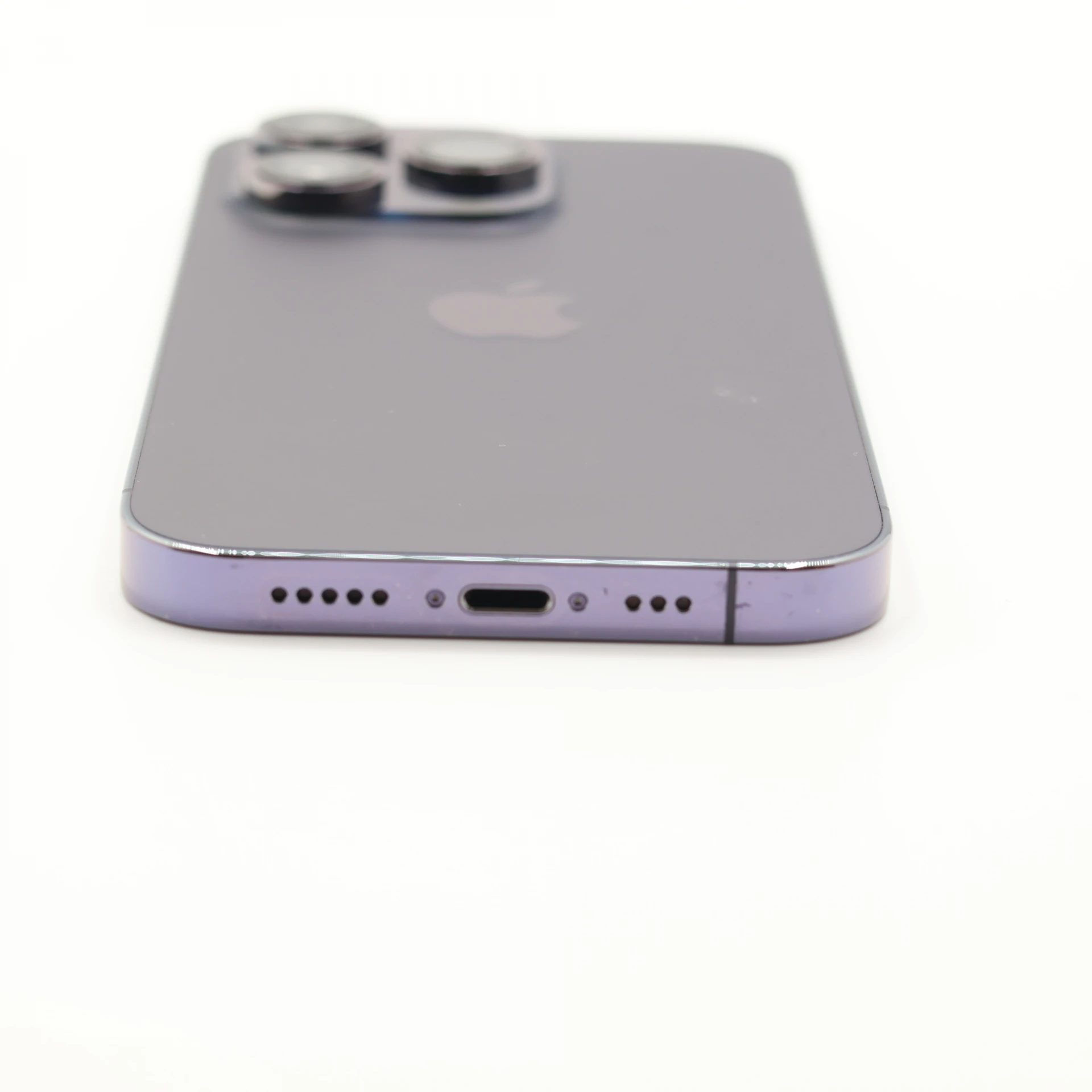 + Ajándékkal és 1 év garanciával! Felújított iPhone 14 Pro 128 GB Deep Purple