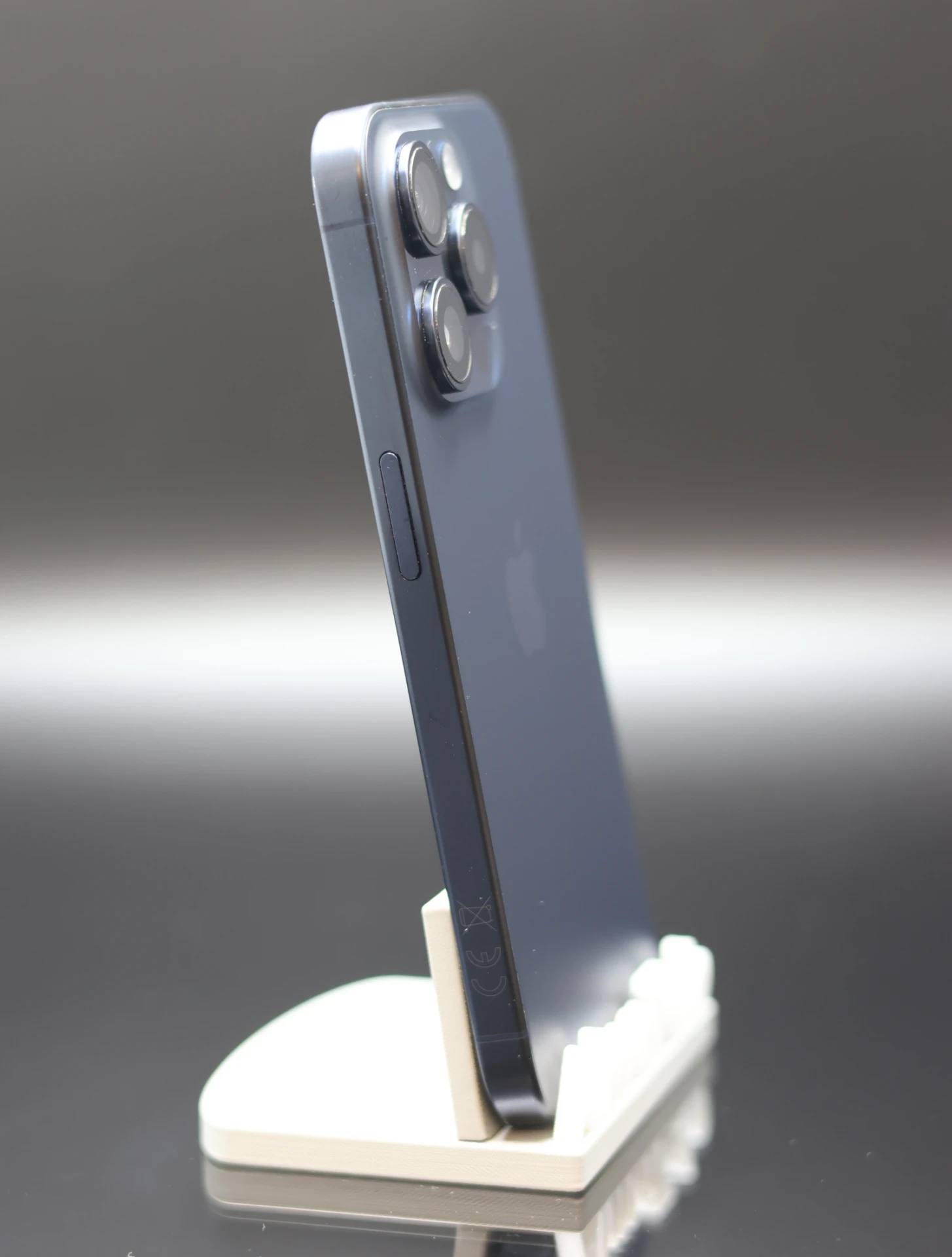 Apple iPhone 15 Pro 128 GB Blue Titanium 100% akku - 12 HÓ GARANCIA