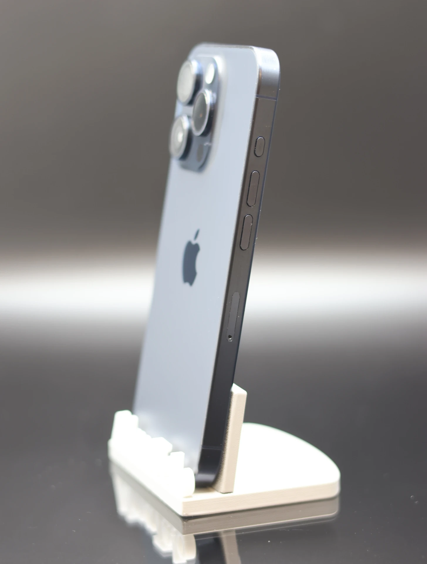 Apple iPhone 15 Pro 128 GB Blue Titanium 100% akku - 12 HÓ GARANCIA