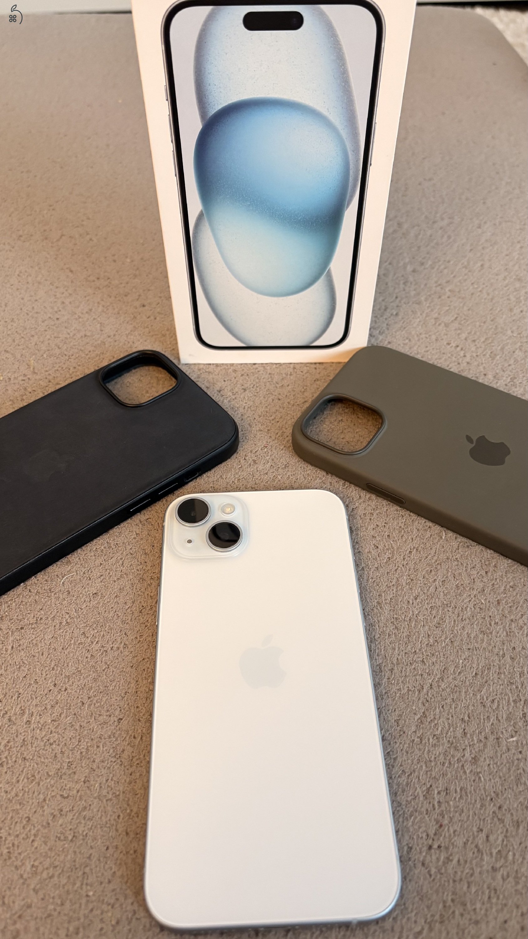 Iphone 15 plus + 2 eredeti apple tok!