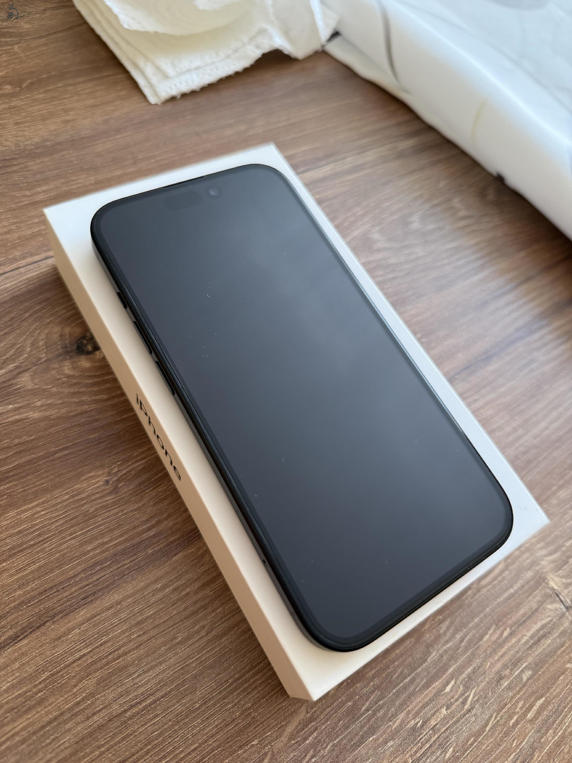 Eladó iPhone 15 – Újszerű állapotban!